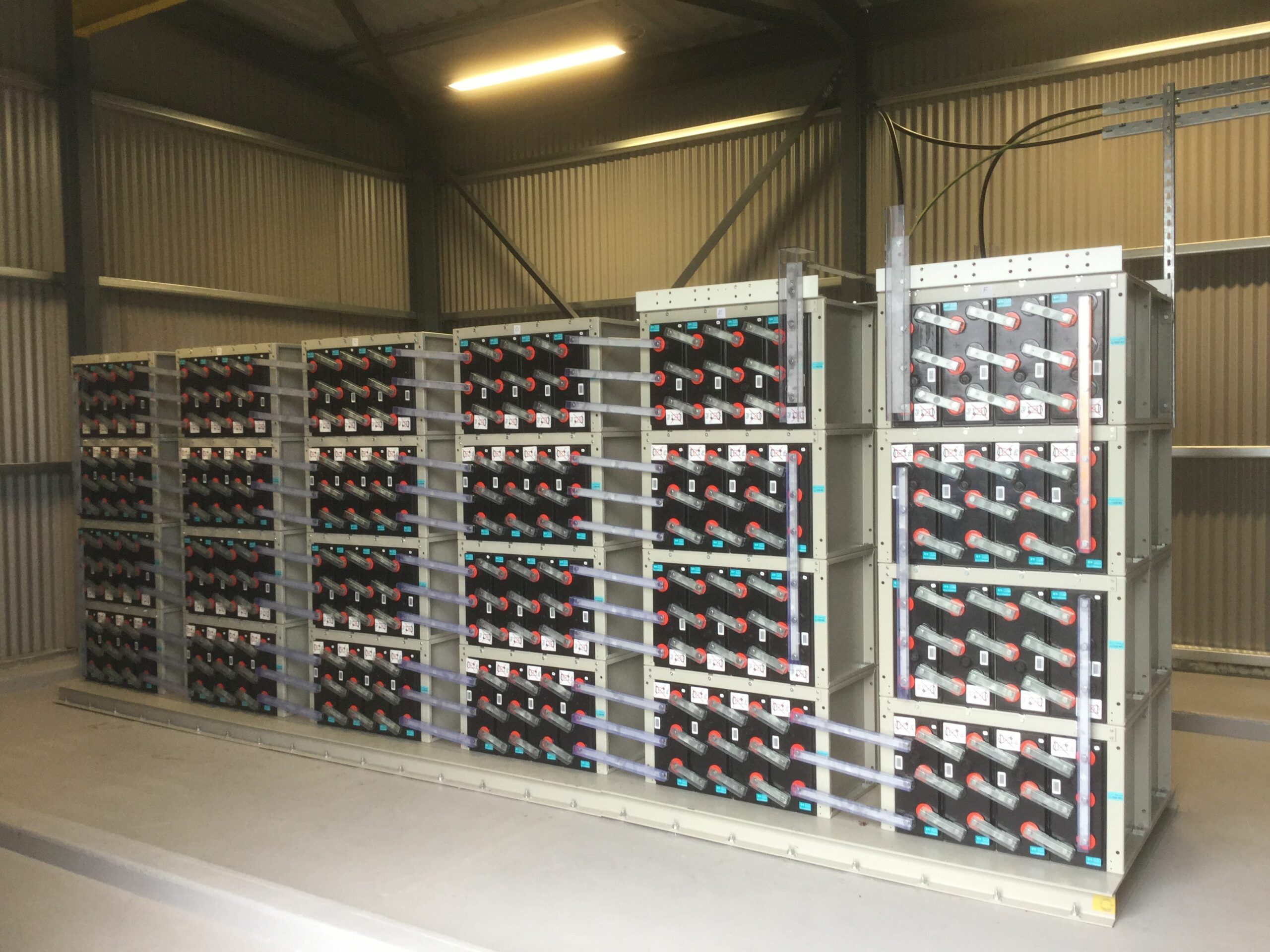 Flywheelbattery hybrid system installed in Ireland EnergyStorage.News