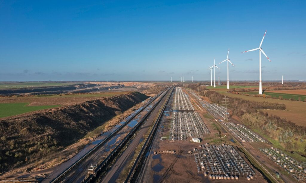 rwe germany solar storage wind battery PV co-located 