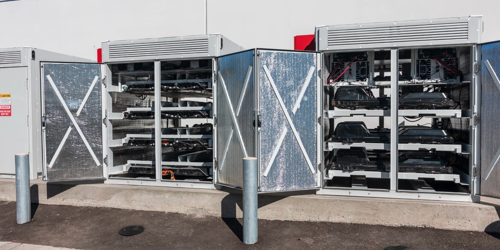 Energy storage and EVs: 'Batteries on wheels' and ESS for charging