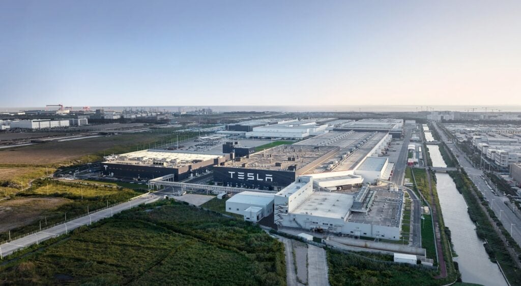 Tesla megapack shanghai Lin-gang Special Area Administration agreement 40gwh