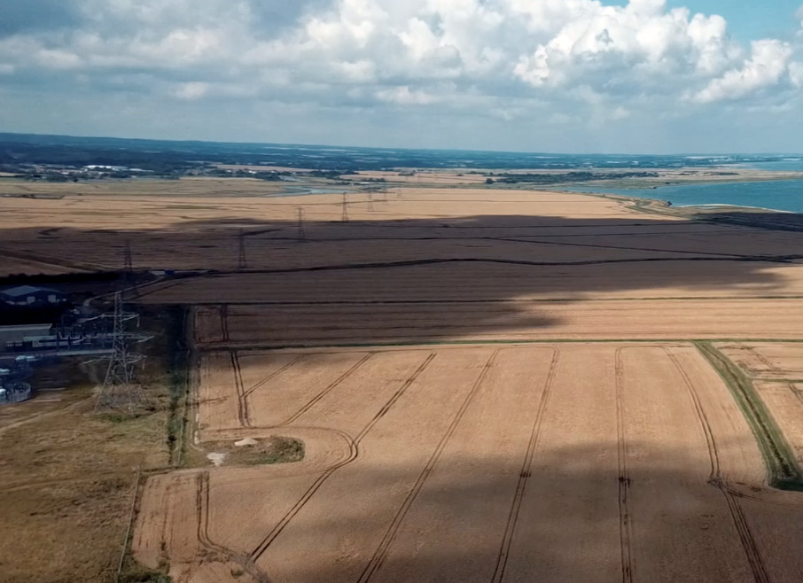 aerial photo of quinbrook bess solar, Cleve Hill, Kent UK