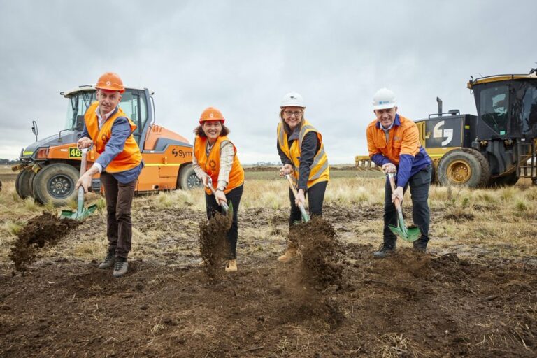 Victoria’s State Electricity Commission kicks off 4.5GW clean energy ...