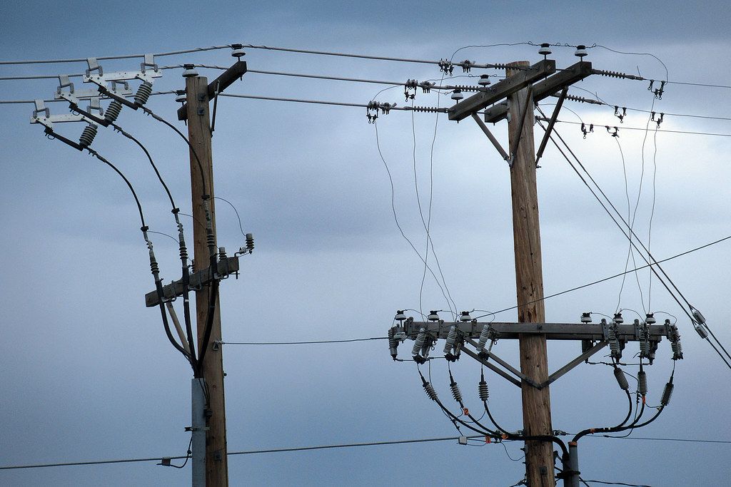 feeder line grid booster new mexico PNM battery storage 