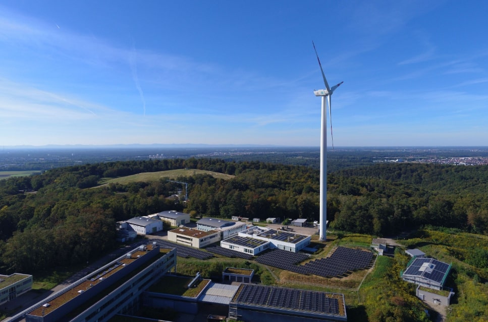 The project in Pfitnzal, Germany, combines wind, solar and a flow battery 