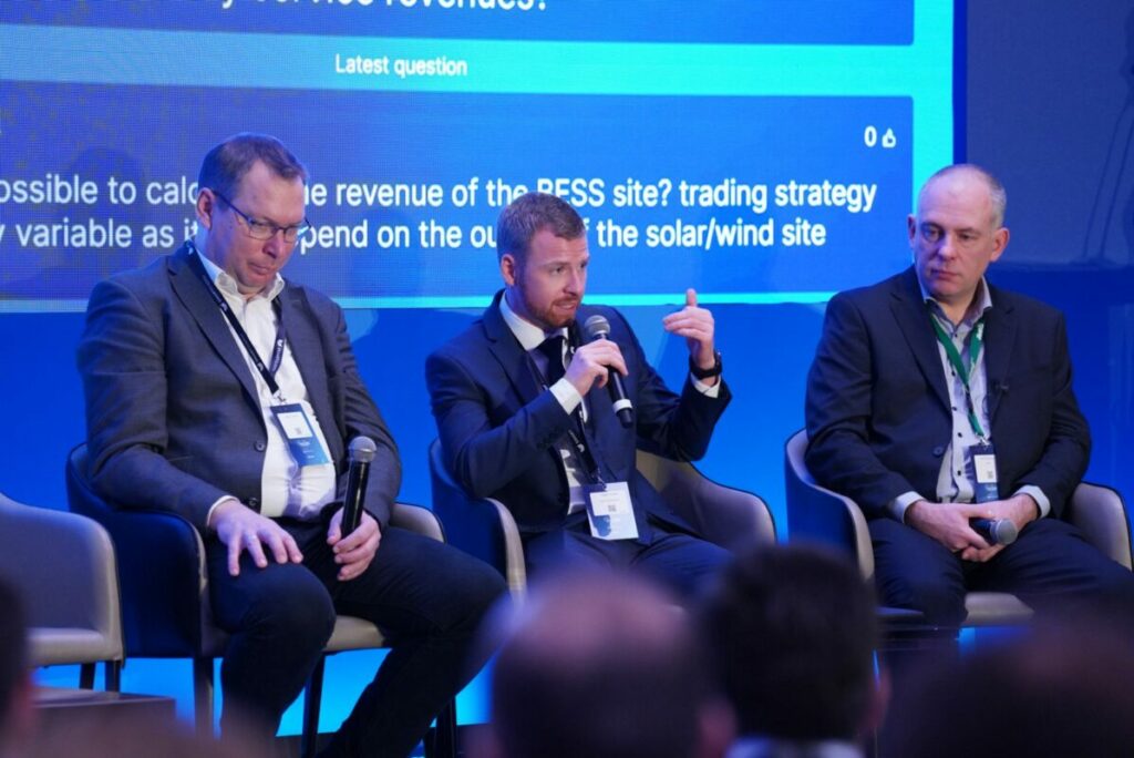 Panelists on the Maximising Returns from Solar and Co-located Storage Projects session on Day 2 of  Solar Finance & Investment Europe (SFIE) 2024. Image: Solar Media. 
