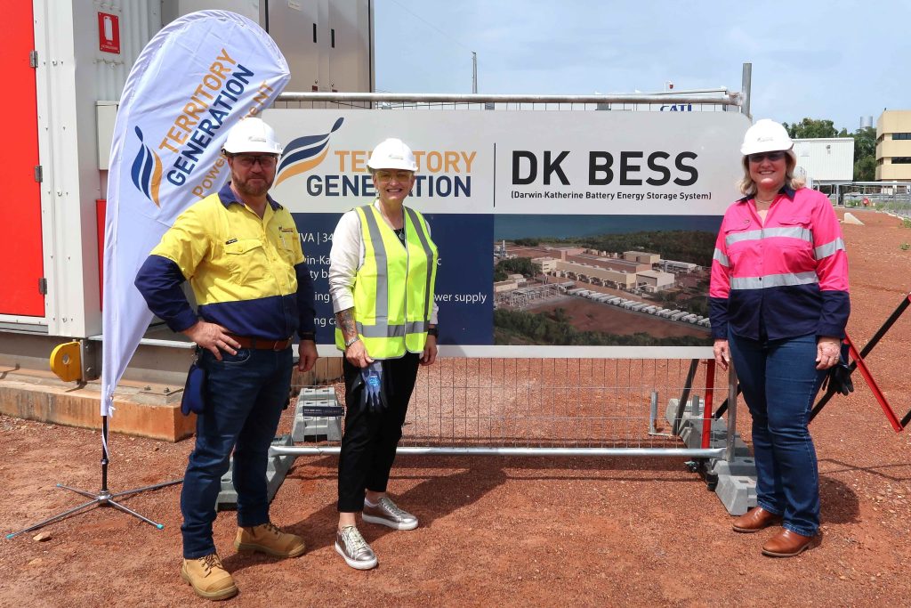 Territory Generation CEO Gerhard Laubscher; Minister for Essential Services, the Hon Kate Worden; and the Chief Minister of the NT, the Hon Eva Lawler. DK BESS