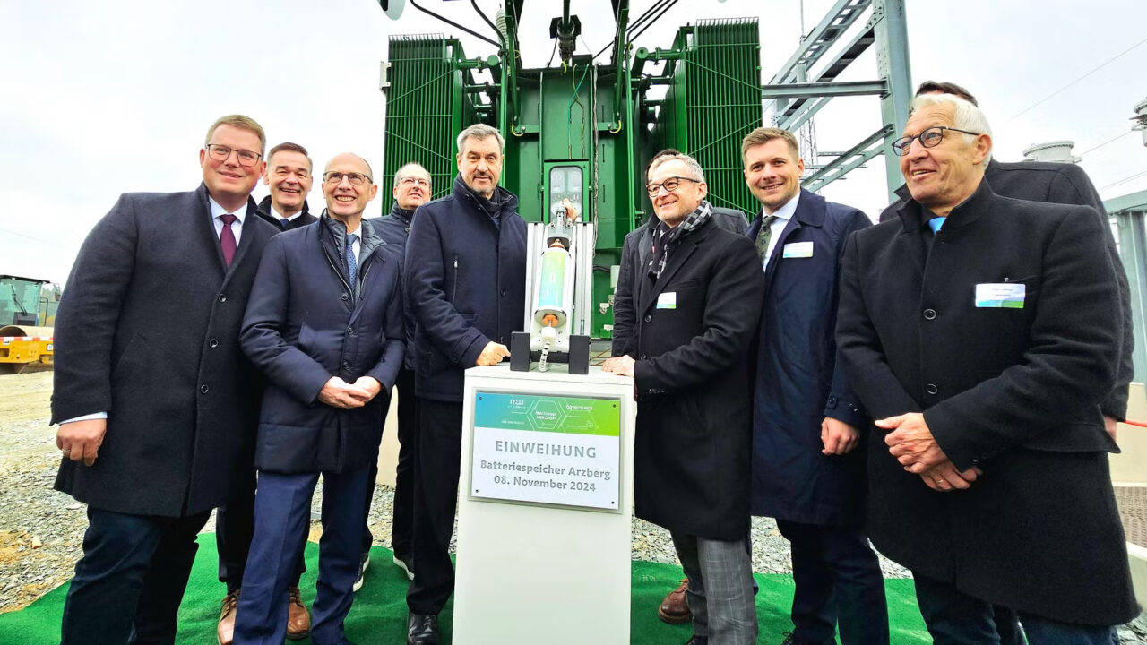 Big Fluence BESS in Germany inaugurated by investors, utilities ...