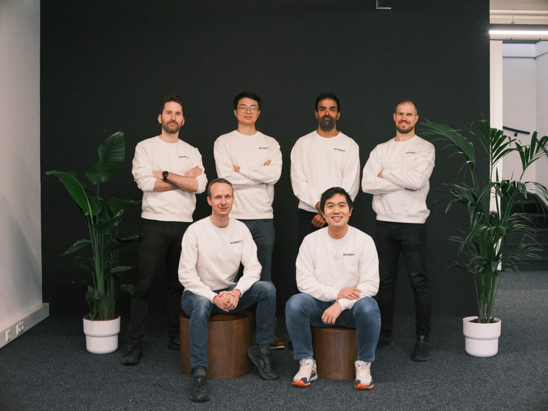 Revolutionizing Energy Storage: Ex-Tesla Team Launches Groundbreaking Sodium-Ion Startup for Solar Hybridization
