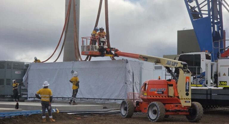 State-owned Stanwell reaches halfway mark on 1,200MWh BESS project in Queensland, Australia