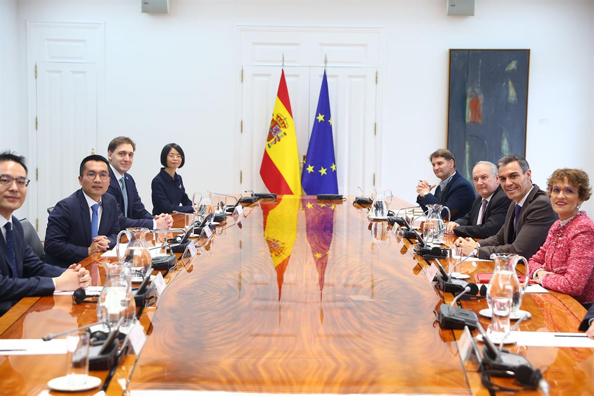 Hithium signs €400 million Spain battery gigafactory investment agreement after two-year courtship