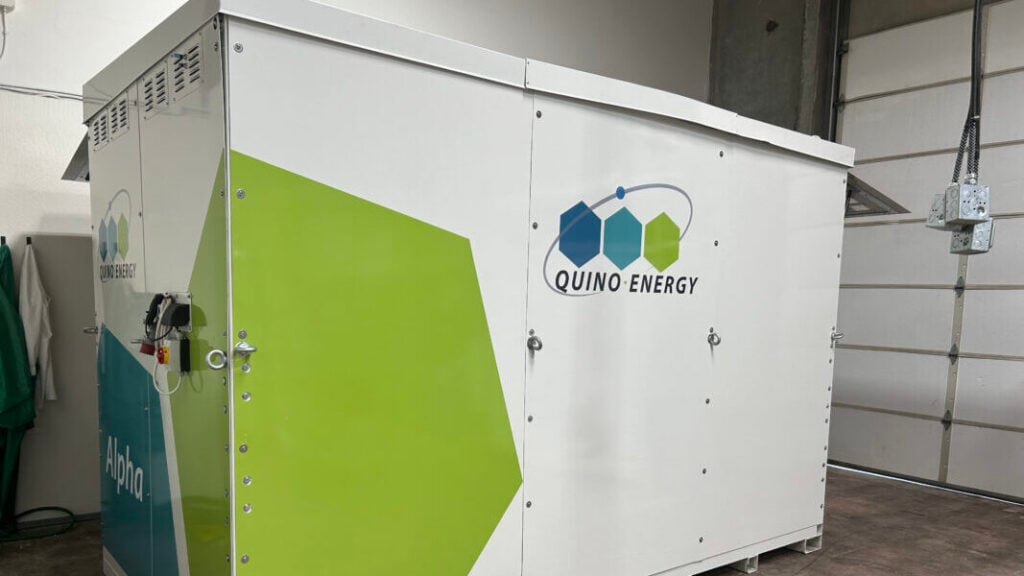 Quino Maldives microgrid project