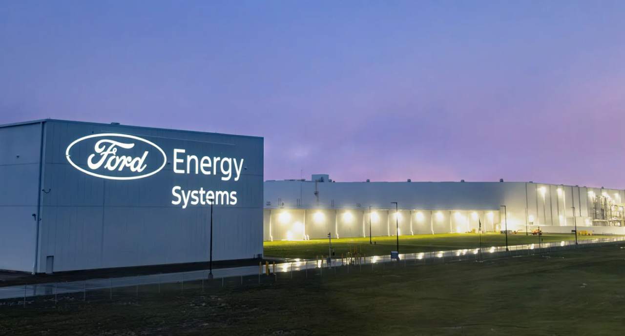 Ford Energy запускает систему хранения энергии на ячейках емкостью 512 Ач