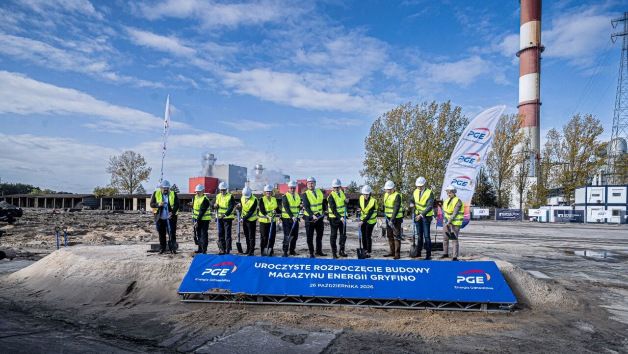 Poland: Greenvolt sells 1.6GWh of projects to A&R, PGE building 800MWh with Fluence tech