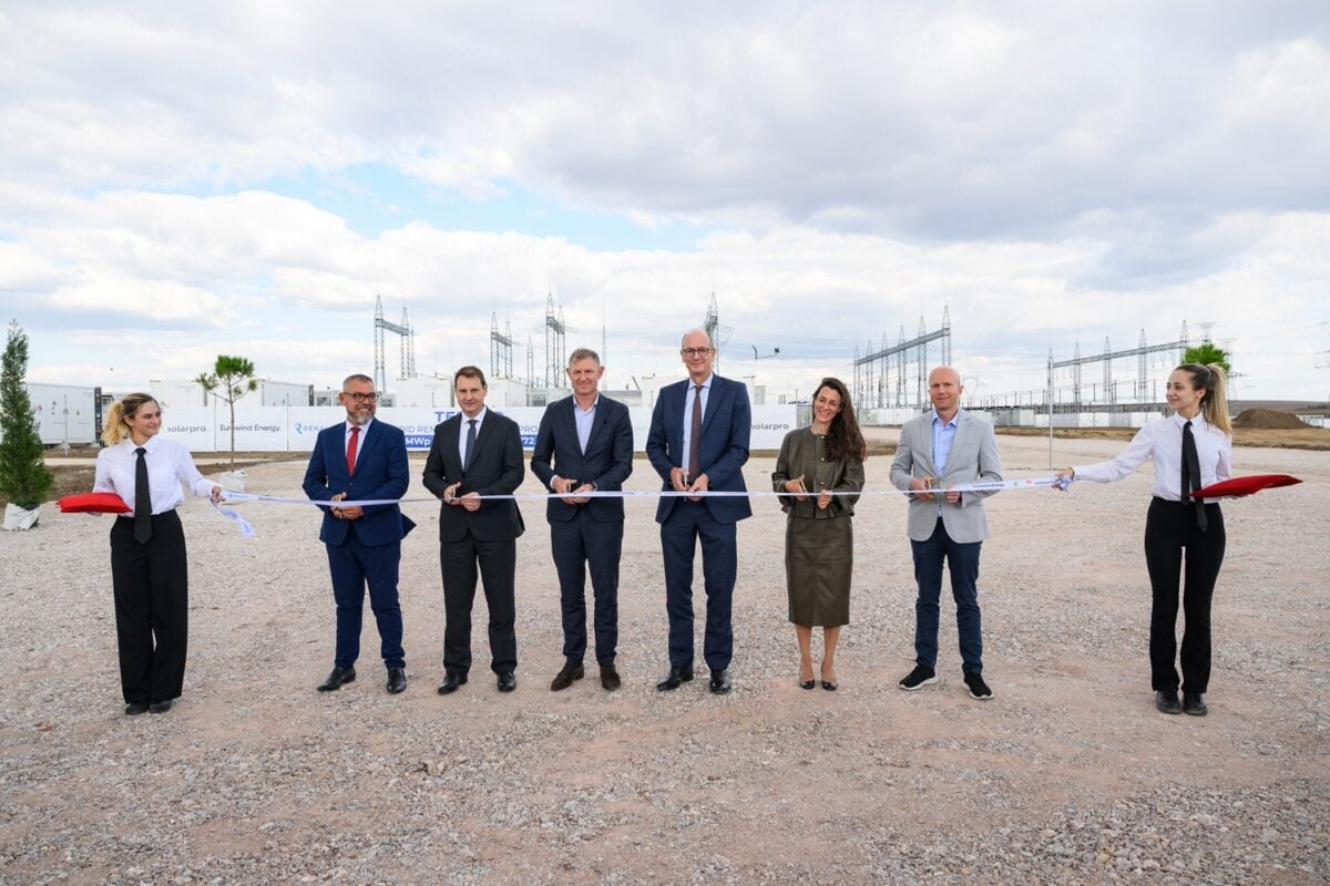 Renalfa IPP, Eurowind inaugurate solar-plus-storage hybrid renewable energy park in Bulgaria