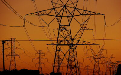 Transmission lines in Texas, where ERCOT operates the grid. Image. Loadmaster (David R. Tribble).