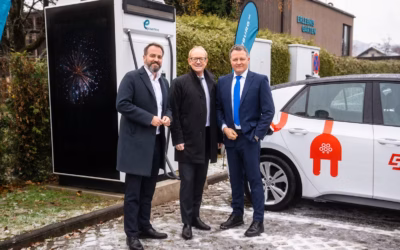 Project partners Michael Baminger, CEO of Salzburg AG, board member Herwig Struber and ADS-TEC Energy CEO Thomas Speidel. Image: Salzburg AG/Josip Bosnjak