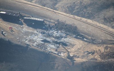 Aliso_Canyon_california_flickr_Earthworks_direct_overhead_photos_of_the_leaking_Aliso_Canyon_well_pad_that_was_polluting_Porter_Ranch_community_in_Los_Angeles_County