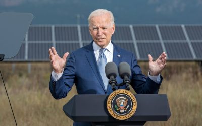 US President Joe Biden visiting a National Renewable Energy Lab (NREL) solar facility. Image: NREL.