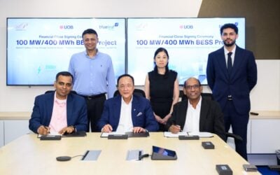 Blueleaf Energy, Universal Peak and UOB representatives sign the financial close documents. Image: Blueleaf Energy