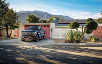 Ford F-150 Lightning electric truck charging on the driveway of a solar home. Image: Duke Energy.