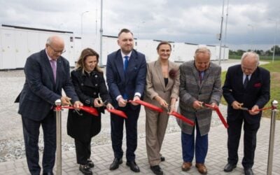 Project stakeholders cutting the ribbon on EDF's project in Poland