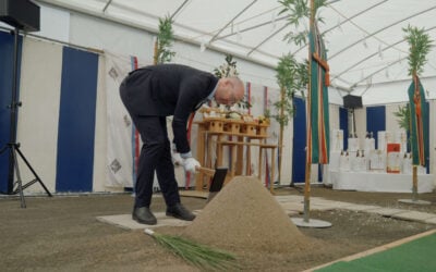 Eku Energy COO Tom Best at a ceremonial event to mark the start of construction at the 30MW/120MWh Hirohara BESS. Image: Eku Energy