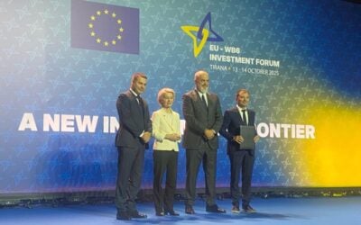 ElevenEs CEO Nemanja Mikac (right) with European Commission president Ursula von der Leyen at the signing of a Joint Declaration of Support  for the battery company's plans. Image: ElevenEs