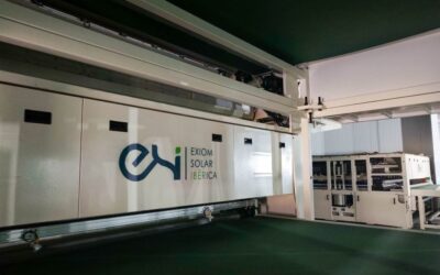 Inside a PV module assembly plant in Spain. Image: Exiom.