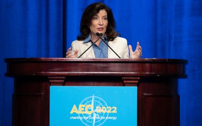 New York's Governor Kathy Hochul doubled the state deployment target set by predecessor Andrew Cuomo at the start of 2021. Image: Governor Kathy Hochul official Flickr.