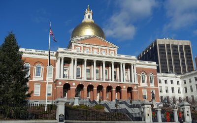 Massachusetts_State_House_-_Daderot_Creative_Commons