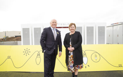 Inauguration of a 1MW Tesla Powerpack project in New Zealand in 2018. Mercury CEO Fraser Whineray stands with New Zealand Minister for Energy Dr Megan Woods. Image: Mercury Energy.