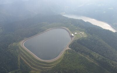 Aerial view of the reservoir at Čierny Váh PHES plant, part of the Váh Cascade dam system from the river Váh. Image: wikimedia user Achernar.sk