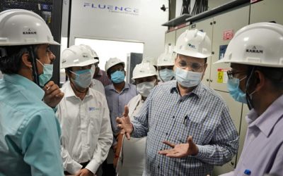 Delhi power minister Satyender Jain at the 10MW BESS facility, with local Assembly member Mohinder Goyal and Tata Power DDL's CEO Ganesh Srinivasan. Image: Tata Power DDL.