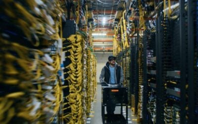 An Amazon employee at one of its data centres, in Oregon, USA. Image: Amazon,.
