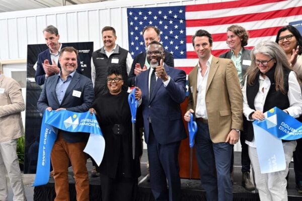 April 2025 inauguration event for Swift Current Energy's 800MW  Double Black Diamond Solar project in Chicago, Illinois. Photo Credit: Patrick Pyszka, City of Chicago