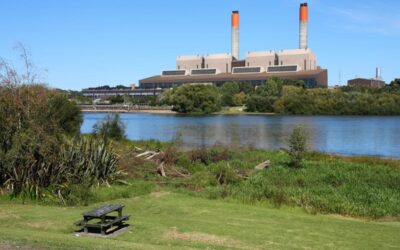 The Huntly Power Station, New Zealand's largest thermal power station. Image: Saft.