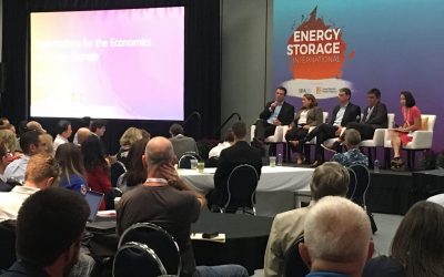 A panel discussion at the 2018 Energy Storage International event. Image: Andy Colthorpe / Solar Media