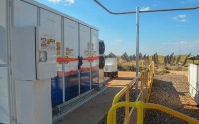 582kW / 583kWh battery storage system in the remote town
of Marble Bar deployed this year by state government- owned electricity supplier Horizon Power. Image: Horizon Power.