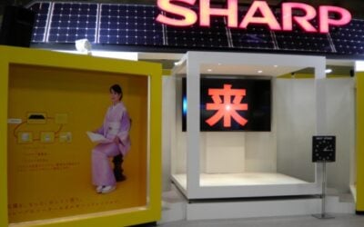 sharp_stand_low_re_600_450_s_c1