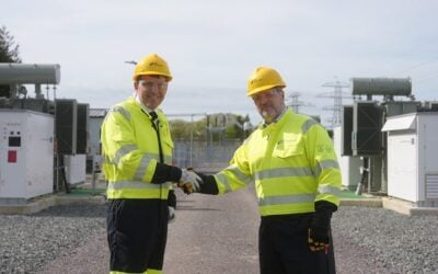 Local politician John Glen MP (left) at the project's inauguration. Image: SSE Renewables